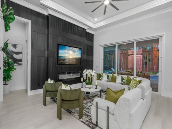Luxury Naples Retreat - Modern Estate with Pool, Game Room & More
